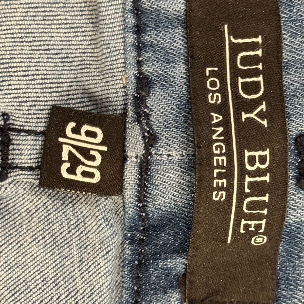 Judy Blue Light Blue Women's Jeans - Carson City High Rise Pull‎ On Released Hem - Picture 3 of 4